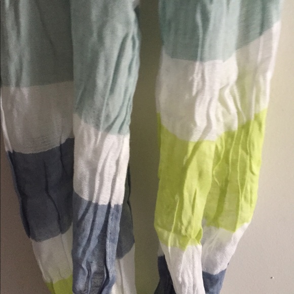 Loft scarf - Picture 2 of 2